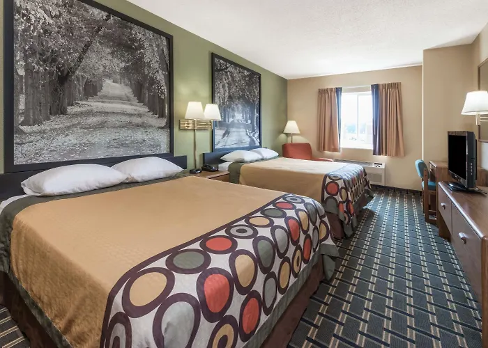 Hotel Super 8 By Wyndham Greenville