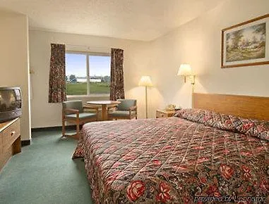 Hotel Super 8 By Wyndham