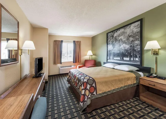 Super 8 By Wyndham 2* Greenville